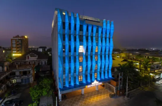 Havana Hotel Mandalay Hotels in Pyigyitagon