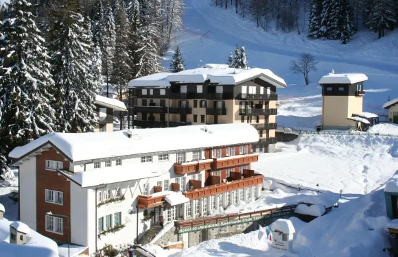 拉梅里迪亞娜酒店