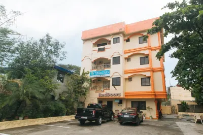 通達裏甘海灘酒店 鄰近Jhimz/Charie Sari-Sari Store and Peso Net的酒店