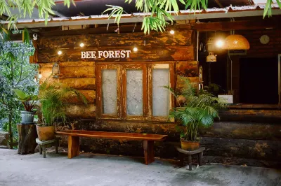 Bee Forest Hotels near Mae Lai