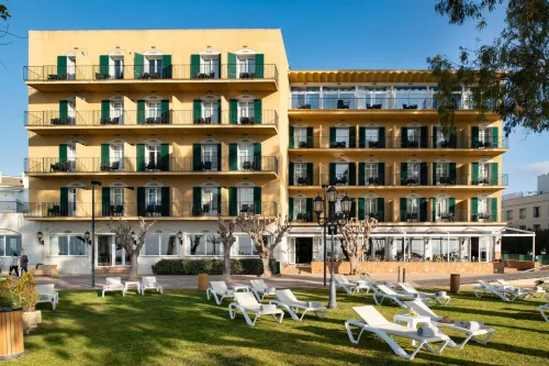 Hotel Roses Platja - 3-Star