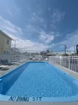 Dry Dock Motel - Pools
