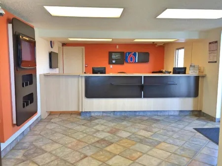 Motel 6 Jackson, MS