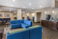 Quality Inn & Suites Spring Lake - Fayetteville Near Fort Liberty Hotel a Spring Lake