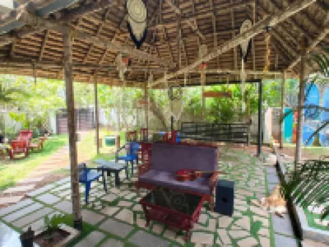 Sky's Surf Hostel 瓦卡拉酒店