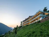 Moustache Shoja, Jibhi Hotels near temple Lomash Rishi Dhion