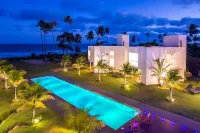 B Blue Beachouses - Beach