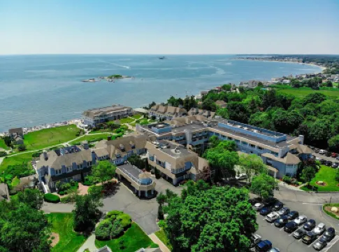 Water's Edge Resort & Spa Hotels in 