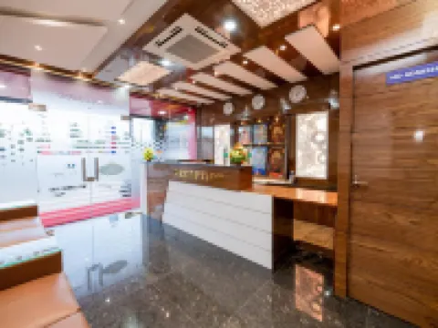 KK Comforts Hotels in Mandya