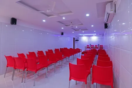 Laila Palace Отели в г. Салем