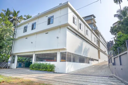 Hotel Cason International Отели в г. Манжери