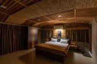 Kamdhenu Resort Отели в г. Ананд