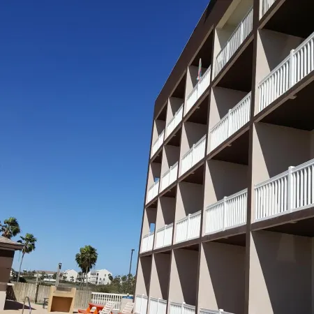 Blue Bay Inn and Suites
