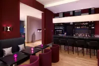奧拉迪亞希爾頓逸林飯店 - 酒吧