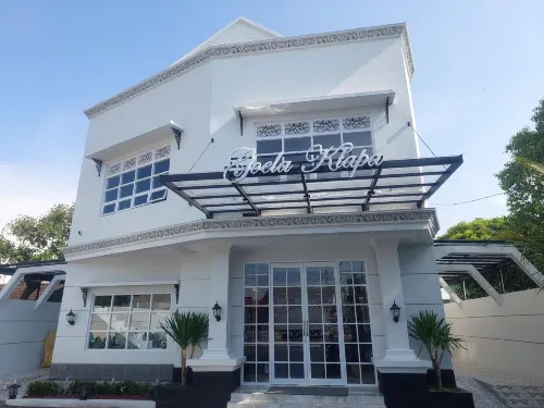 Oke Living Syariah Hotel di Jebres