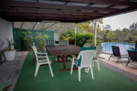 Hatton Vale Motel Hotels in Grandchester