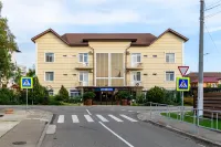 Palm Resort Hotel Hotels near Shayba Arena