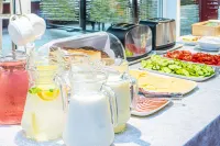 Hotel Yes - breakfast