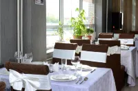 Zolo Hotel - breakfast