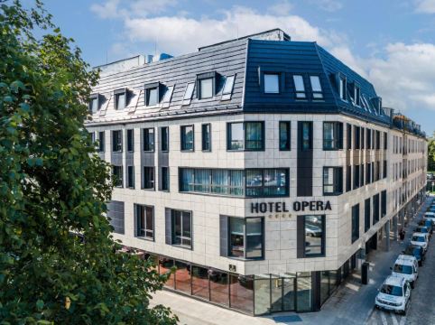 โฮเทลโอเปร่า