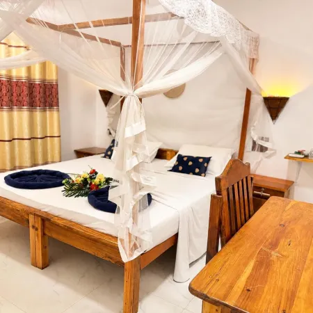 Beach Wave Hotel Hotels in Arugam