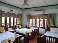 Bountang Mountain View Riverside Hotel - 2-Star