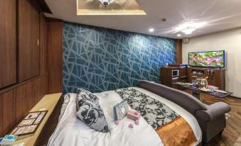 Hotel GEM - Adult Only