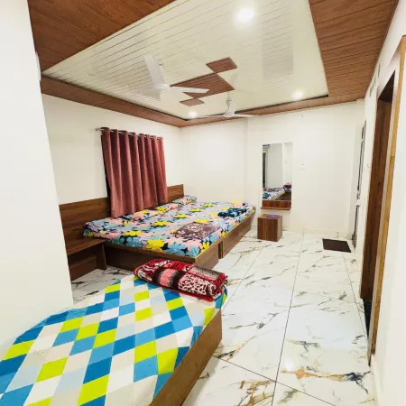 Hotel shree siddhivinayak