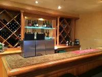 Plymouth International - bar