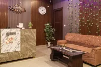 Amara Inn by Sandane Homes Near Expo Mart and Pari Chowk - 2-Star