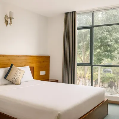 Cosini Hotel Con Dao โรงแรมใกล้หาด Dat Doc Beach