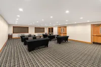 Holiday Inn Express & Suites Hayward