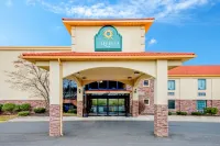 La Quinta Inn by Wyndham West Long Branch/NJ Shore Area Hotels in 
