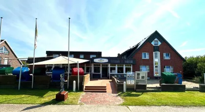 Strandhotel Achtert Diek Hotels in der Nähe von "Seehundbänke Langeoog"