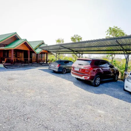 MRK Resort & Massage