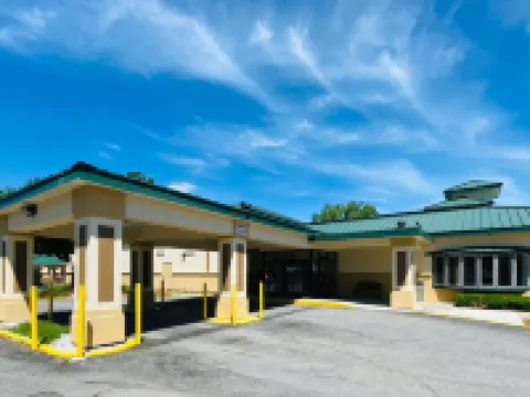 Baymont by Wyndham Latham Albany Airport Hotels in Colonie