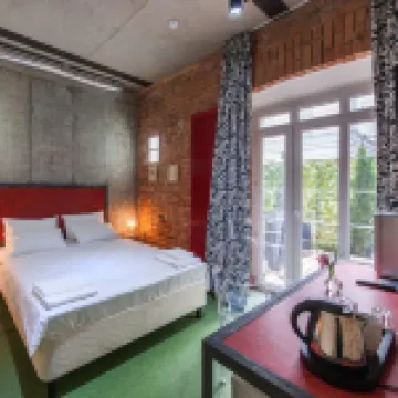 Author's Hotel Bronze Kaban