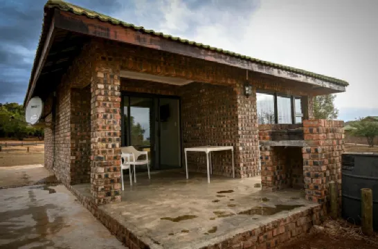 Sangiro Game Lodge โรงแรมใน