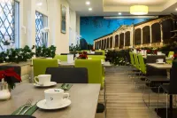 Hotel Löhr - فطور