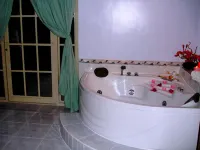 Pacific Breeze Hotel and Resort - Romantik