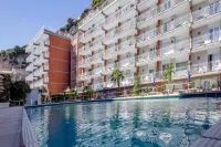 Angelina Residence - Pools