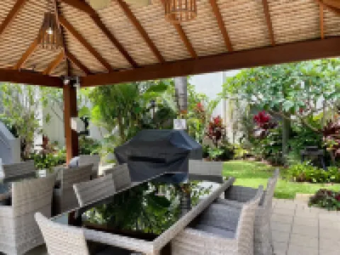 Burleigh Palms Holiday Apartments
