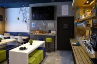 Ibis Budget Bilbao City - Breakfast