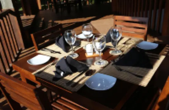 瓦萊69號生態休閑酒店