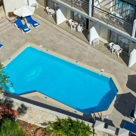 Crystallo Apartments