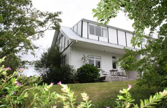 紫母雞背包客青年旅舍