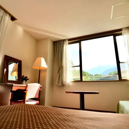 Hotel Oak Forest