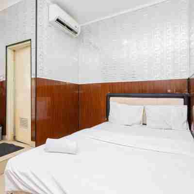 Alfa Guesthouse Serpong Mitra RedDoorz Rooms