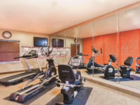 La Quinta Inn & Suites by Wyndham Atlanta-Union City Hotels in Union City