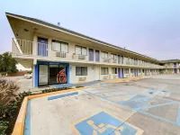 Motel 6 San Marcos, TX Hotels near Strahan Coliseum